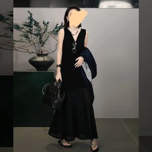 剪裁拼接微透下摆连衣裙女 V领无袖 7647法式 小香风风姿优雅