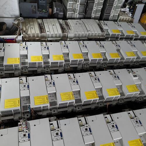 议价伦茨8400变频器E84AVSCE1834VX0，18.5K可维修