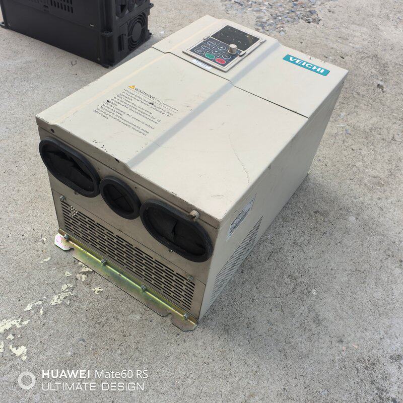 议价伟创变频器，AC70-T3-022G/030P，22KW/3可维修图片