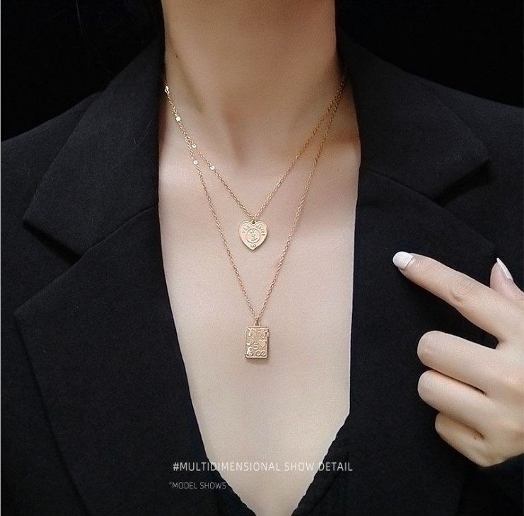 红桃k纸牌设计感桃心方牌锁骨链复古百搭短款项链 18k真金不褪色