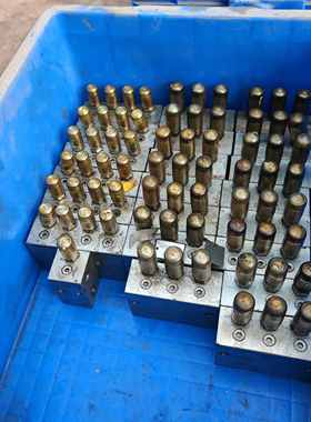 日本KWK品牌KS-43型双线分配器（附带140509编号）