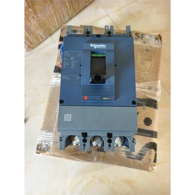 施耐德EZD400E3400K塑壳断路器，装柜没用，成色充新