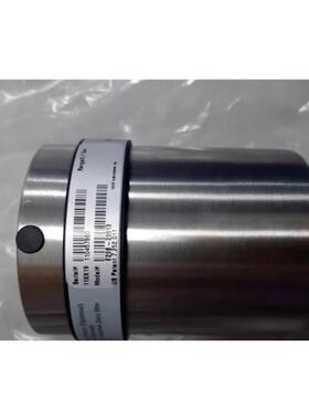 出一个MKS真空压力计E29B-23813，几乎全新，工作原