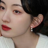 一款 凛光 三戴施华洛正圆强光珍珠耳钉显脸瘦耳环气质925纯银