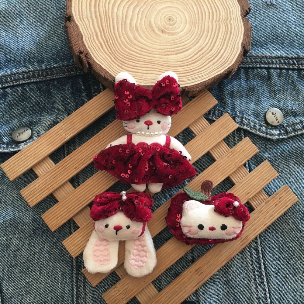 可爱新年喜庆充棉亮片苹果兔子胸针红色胸花饰品兔兔布艺服饰辅料,服饰配件/皮带/帽子/围巾,包挂件,淘宝优惠券,粉丝福利购,淘宝优惠卷