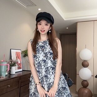 新中式水墨连衣裙2025夏季新款气质穿搭淑女无袖印花宽松通勤短裙