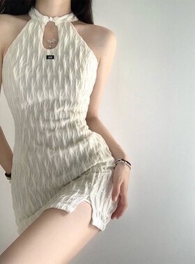 白色盘扣纹挂脖连衣裙子女夏季薄款美式纯欲甜辣设计感旗袍短裙子
