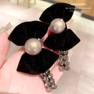 2025年春季新款高级感水钻珍珠发夹丝绒蝴蝶结优雅气质边夹刘海夹