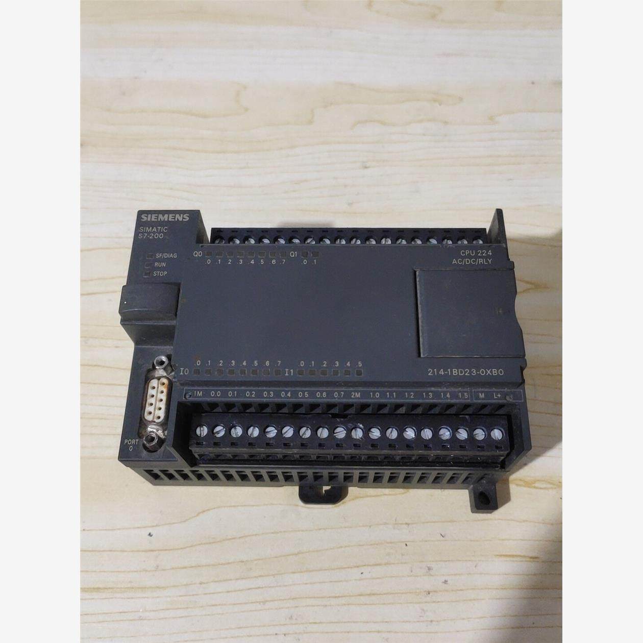 西门子s7-200     CPU 224    AC/DC