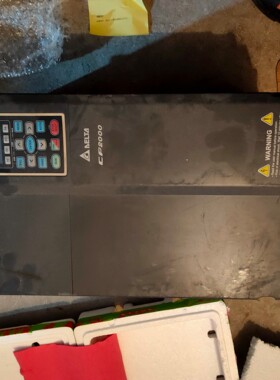 台达变频器22kw 380v vfd220cp43a-21测