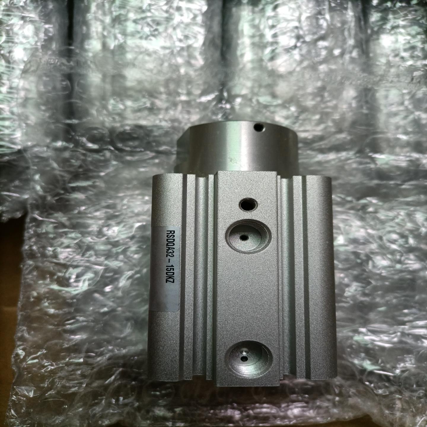 SMC气缸RSDQA32-15DKZ，全新原装正品，假一赔十