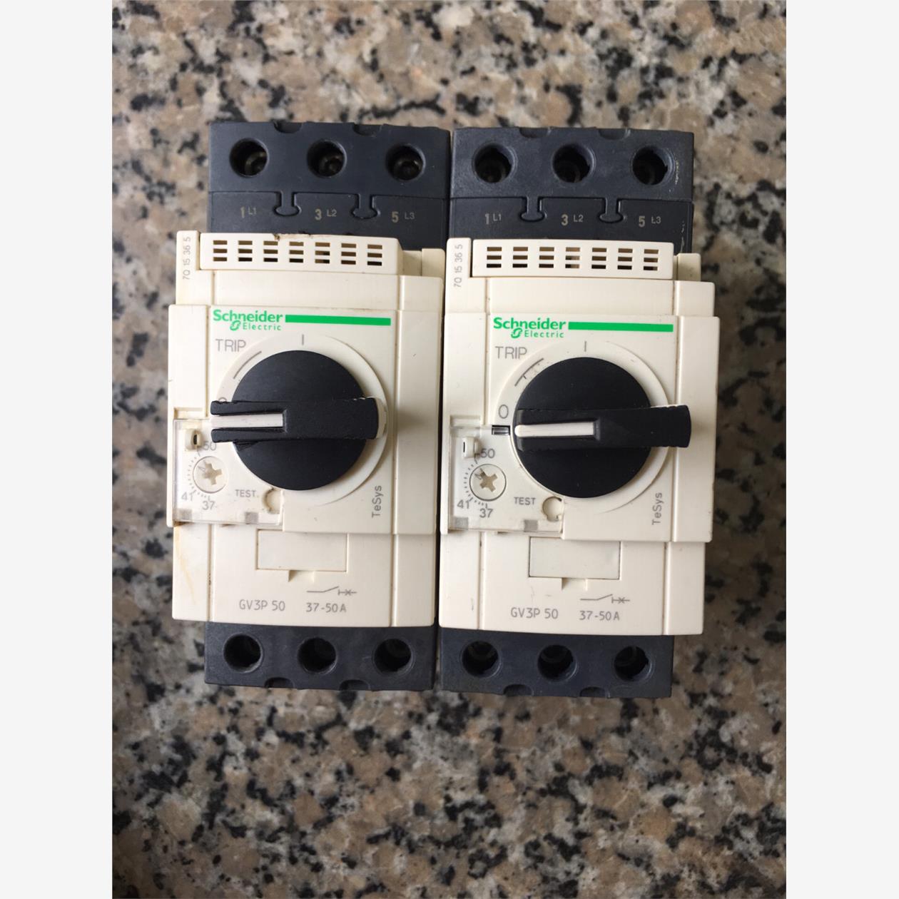 施耐德GV3P40/65/218电机