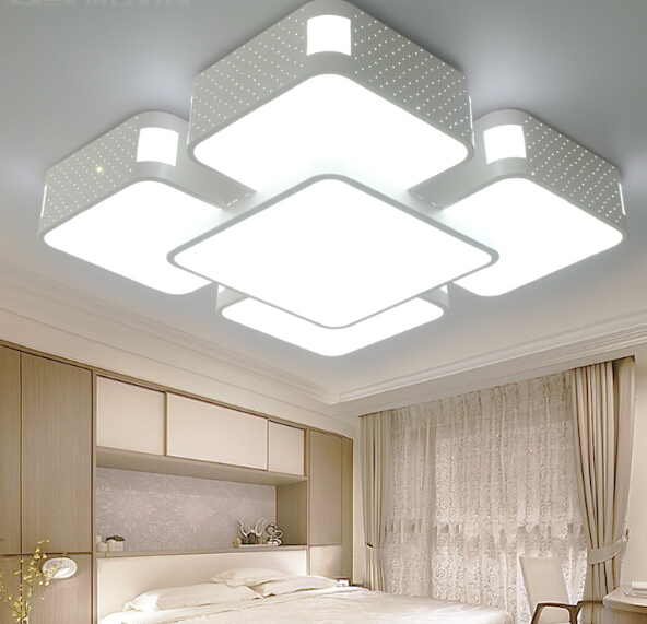 三色变光方便更换灯条遥控器