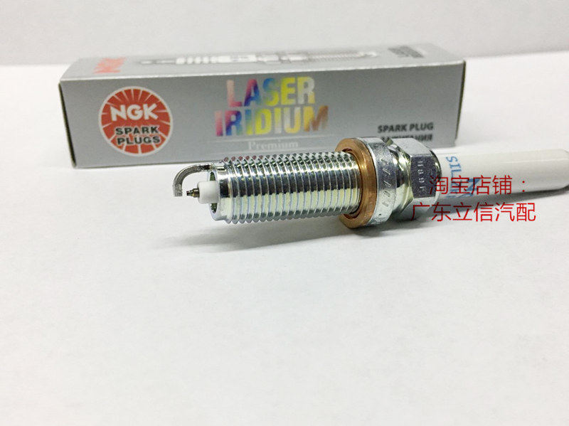 奔驰C260 C200 C260 C300 2.0T 1.6T 1.8 3.0适用NGK铱铂金火花塞