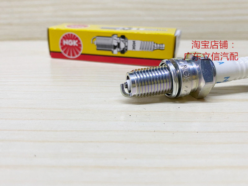 铃木GSXR750中R 大R GSXR1000 小R GSXR600摩托适用NGK镍金火花塞