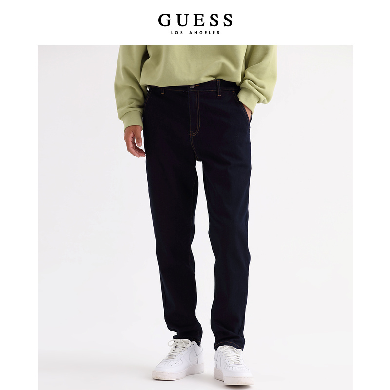 GUESS休闲经典舒适直筒牛仔裤