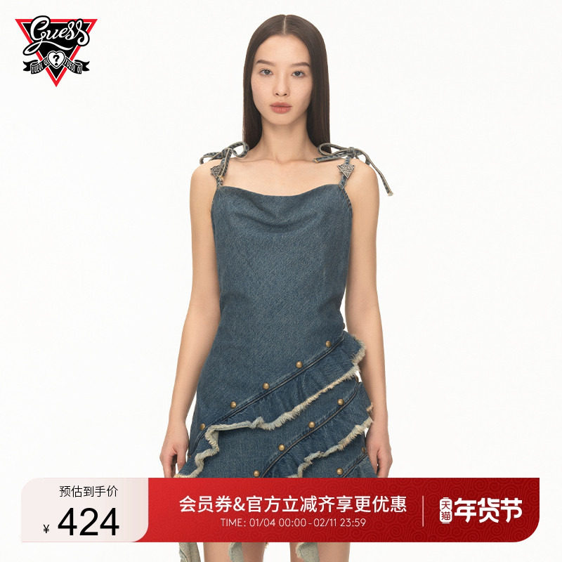 【GUESS x YUEQI QI联名系列】女士一字领蝴蝶结牛仔吊带连衣裙,女装/女士精品,连衣裙,淘宝优惠券,粉丝福利购,淘宝优惠卷