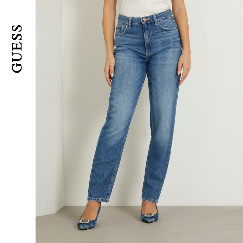 GUESS瘦舒适水洗牛仔裤