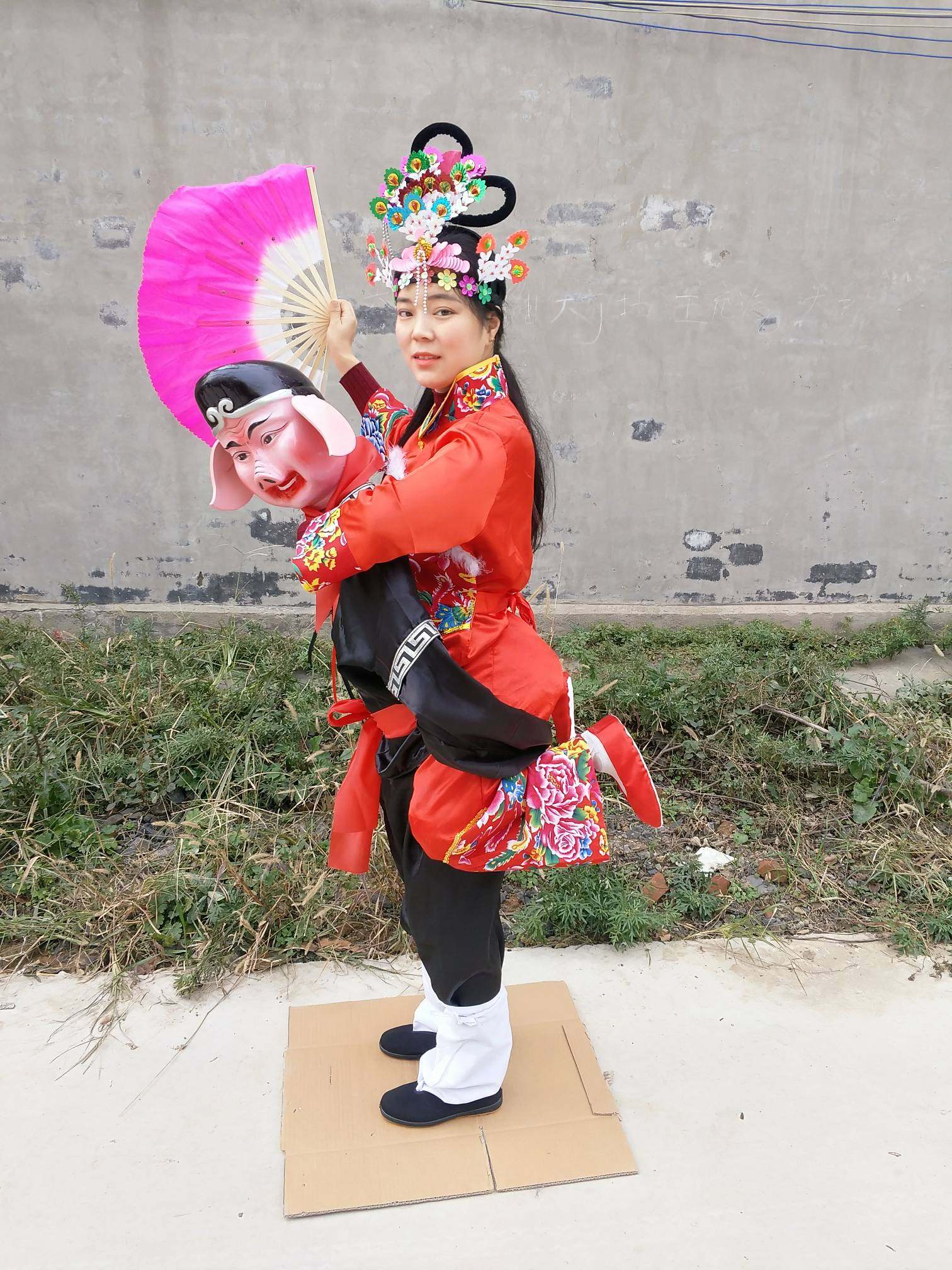 新款猪八戒背媳妇全套演出服装道具二人转社火表演老汉背妻道具