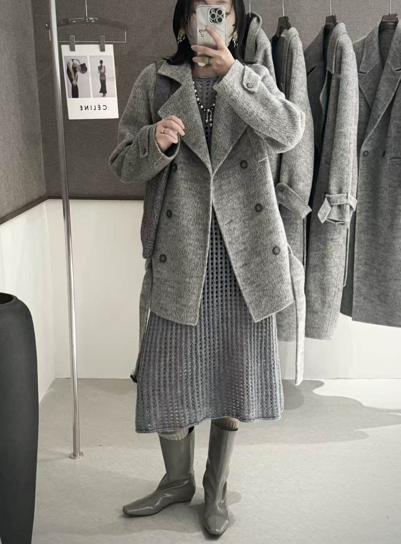 2025秋冬新款韩版宽松慵懒风V领西装绵羊毛女秋冬加厚中长款外套,女装/女士精品,毛呢外套,淘宝优惠券,粉丝福利购,淘宝优惠卷