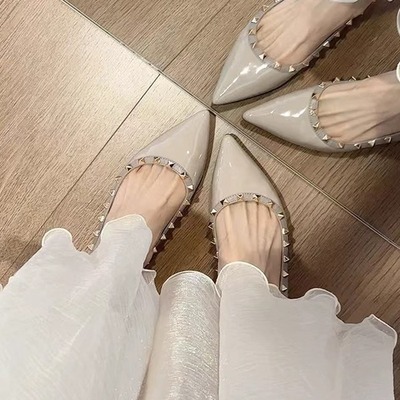 内增高5cm~法式铆钉尖头单鞋