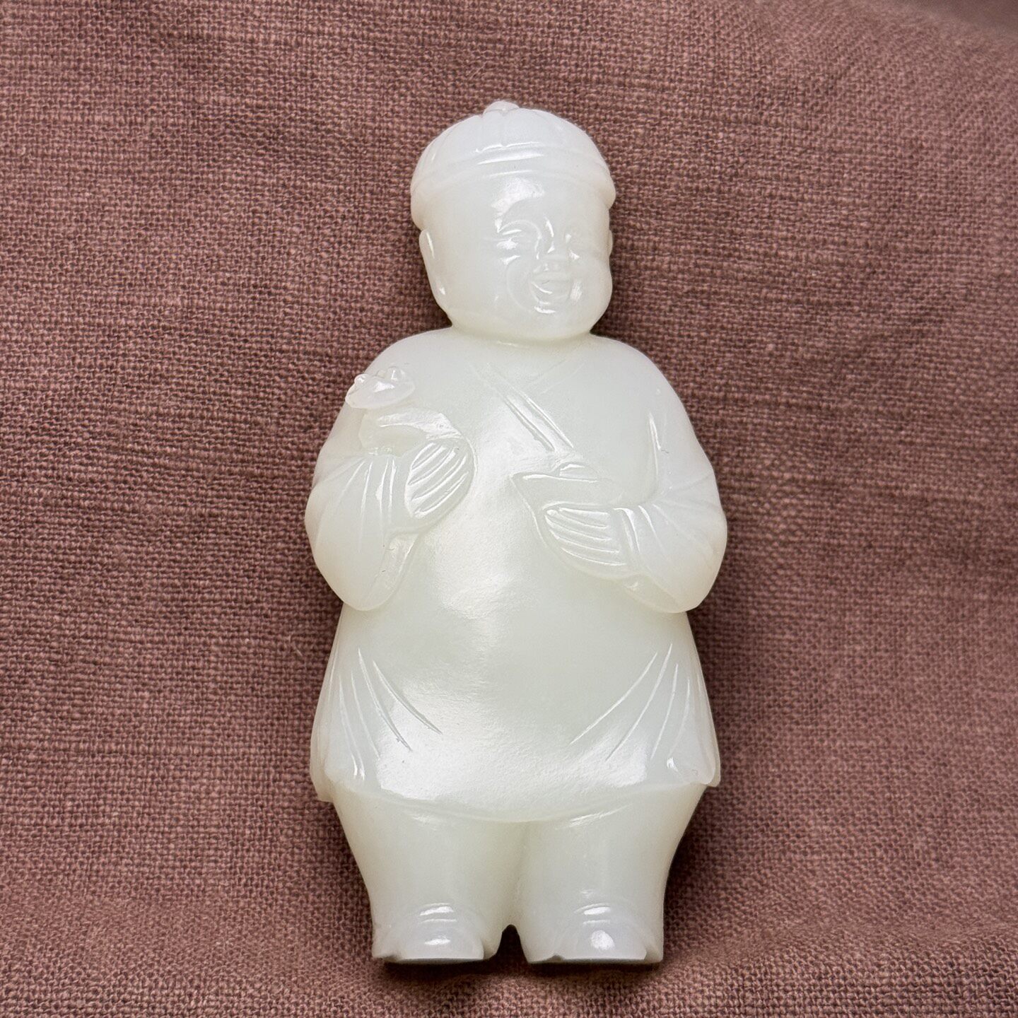 和田白玉童子把玩件苏工精雕