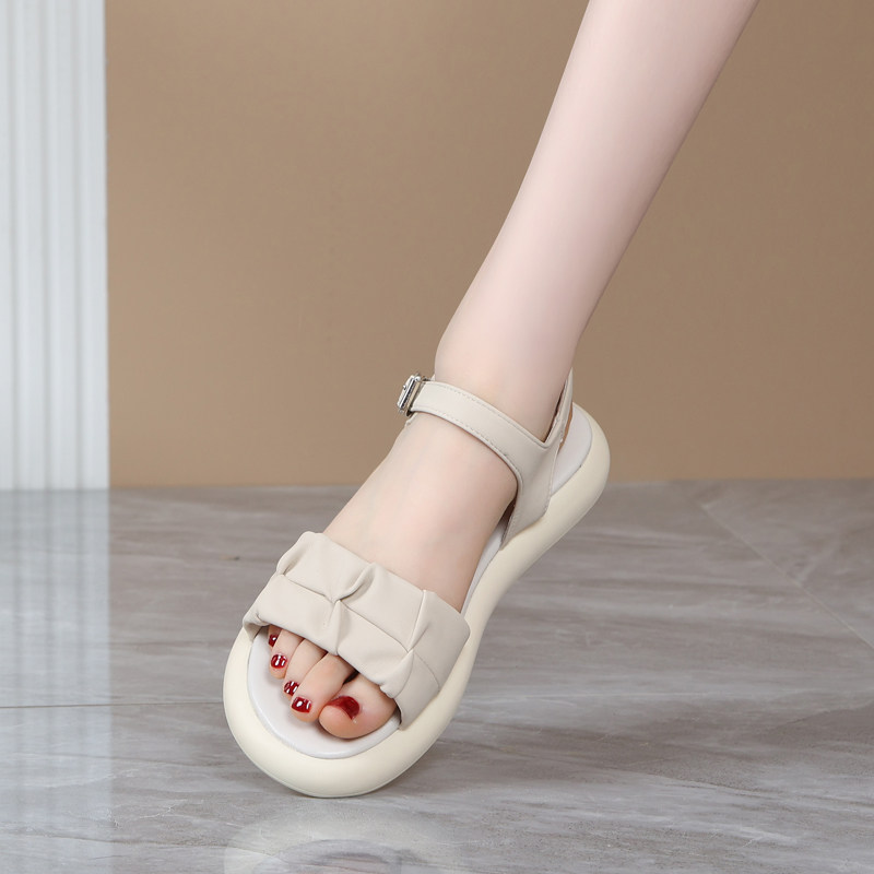 平底凉鞋女款夏季2024年新款外穿仙女风一字带厚底休闲沙滩凉鞋女