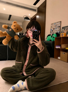 休闲风墨绿色半边绒睡衣女款套装
