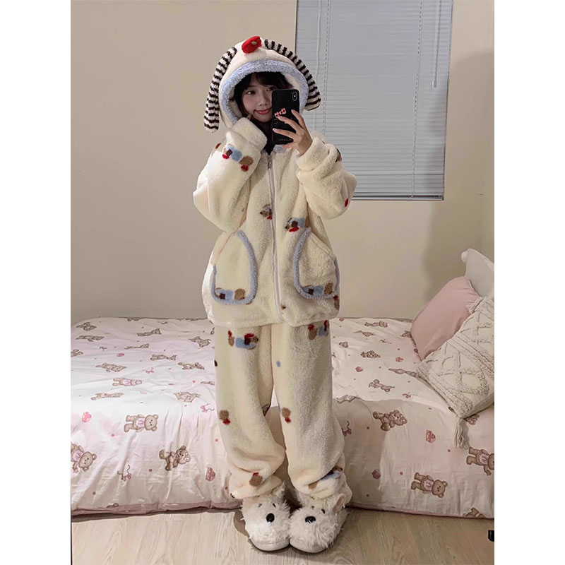 新款可爱腊肠狗珊瑚绒睡衣女