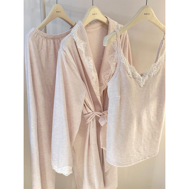 ins纯欲风蕾丝花边吊带睡衣女