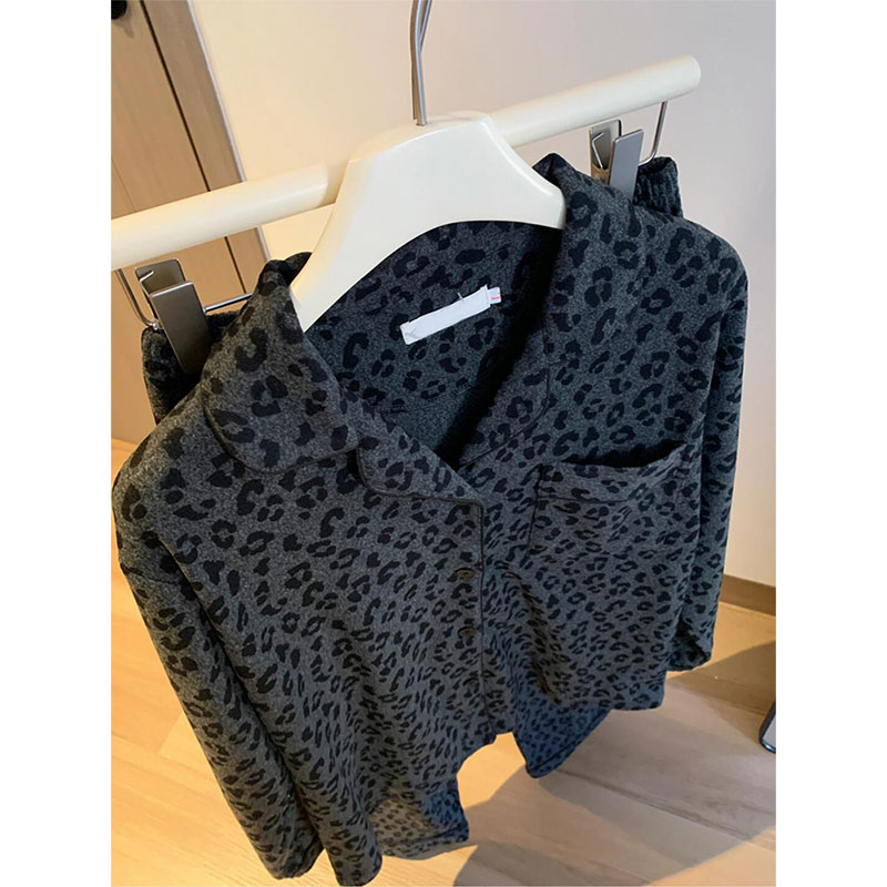 高级感黑色豹纹德绒睡衣女秋冬