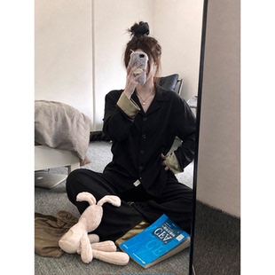 休闲风高级感黑色睡衣女款2026秋季长袖翻领宽松家居服套装可外穿