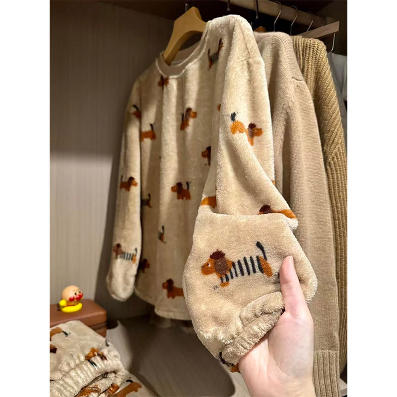 日系卡通腊肠狗保暖睡衣女冬季