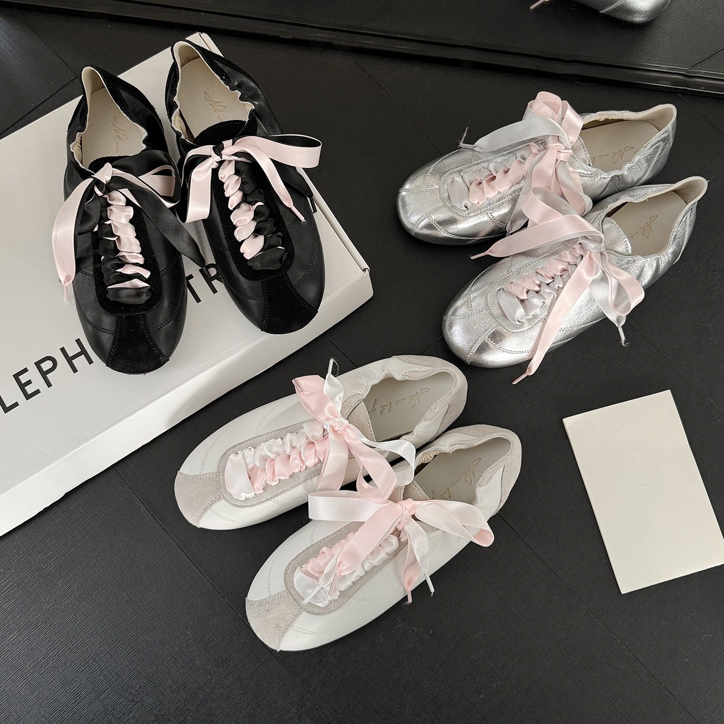 圆圆妈2026春季时尚休闲鞋拼接系带德训鞋舒适百搭平底日系风女鞋,女鞋,德训鞋,淘宝优惠券,粉丝福利购,淘宝优惠卷