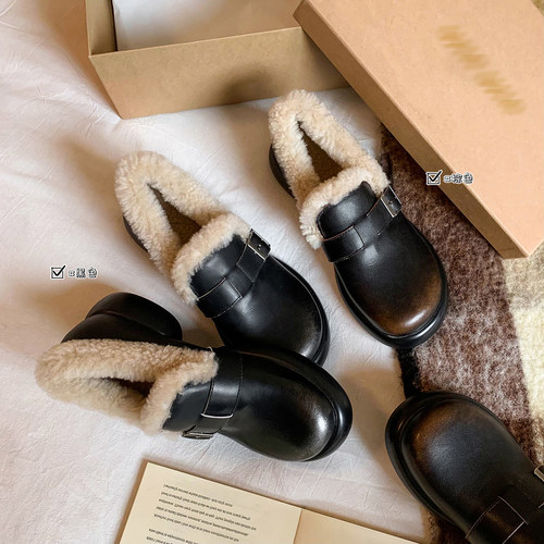 复古圆头深口皮带扣长绒乐福鞋