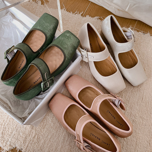 韩版方头浅口一字带玛丽珍粗跟