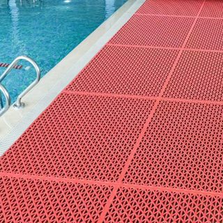 游泳池防滑垫镂空卷材疏水长条地垫游泳馆防滑脚垫淋浴房洗澡垫子