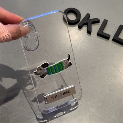 抖音同款无边框刺绣小狗适用苹果15手机壳iphone13/14promax套装16网红超火12pro散热11折叠支架14plus情侣款