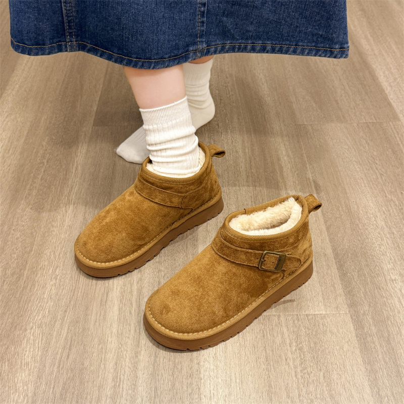 平底皮毛一体雪地靴女2025新款冬季爆款短筒加绒保暖东北面包棉鞋