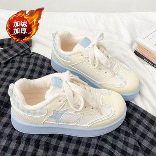 冬季二棉鞋子女童运动鞋2026新款女鞋小码厚底个性校园风儿童板鞋