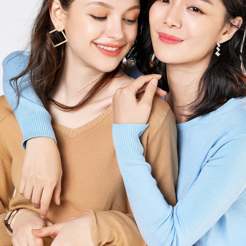 春秋新款羊绒V领长袖针织衫女宽松套头鸡心领长袖羊毛打底衫薄款