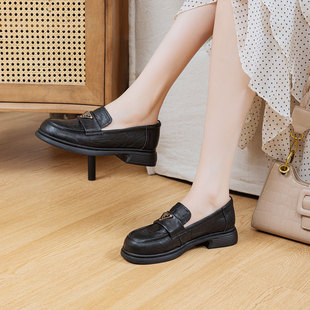 一脚蹬英伦乐福鞋女2026新款黑色品牌皮鞋真皮百搭平底单鞋配裙子