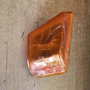 适陕汽德龙M3000S X5000叶子板转向灯新德龙X5000挡泥板边灯转向