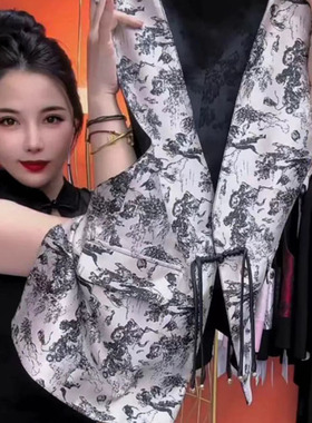 新中式国风马夹女2025新款两面穿春秋唐装大码胖mm洋气时髦马甲潮