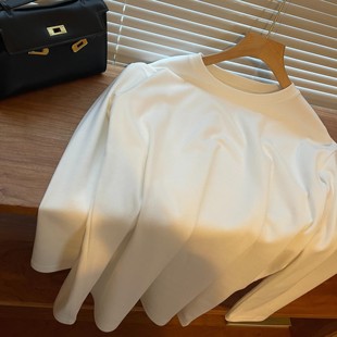 双面绒软糯自发热加厚白T恤 加长版 missmuzi｜ 无条件相信