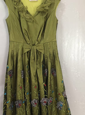 2025春夏新款女装高端网沙绣花显瘦中长款无袖轻奢连衣裙81320