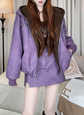 韩版复古时尚显白紫色套装女冬季加绒加厚皮衣外套高腰短裙两件套