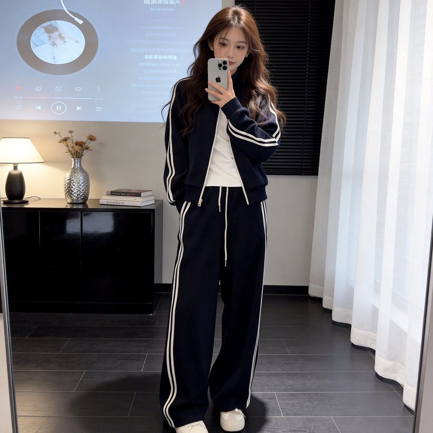 春秋时尚套装女宽松冲锋衣时尚小众黑色美式设计感外套裤子两件套