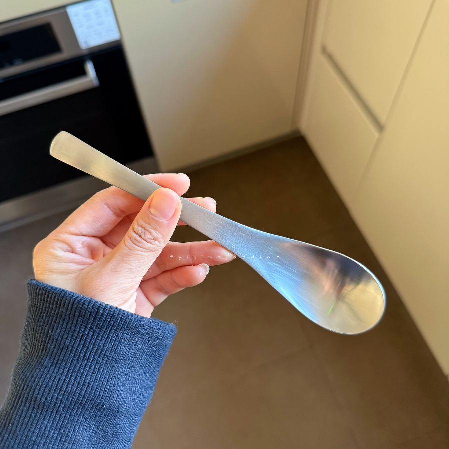一家小店 越用越爱 入口丝滑 ins风 一体拉丝不锈钢吃饭勺挖酱勺