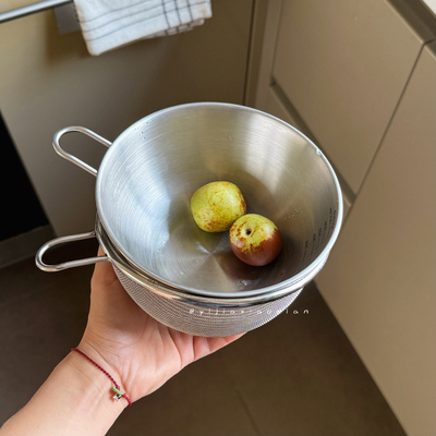 一家小店 实用满分 厨房多用途不锈钢把手打蛋料理盆 沥水篮2件套